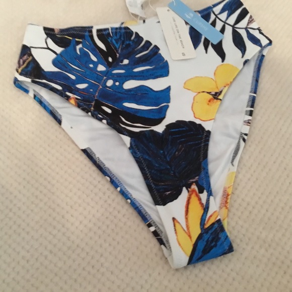 Cupshe blue and yellow leaf print high waist bikini bottoms - Picture 2 of 10